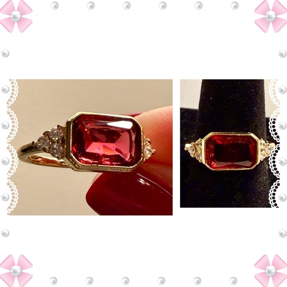 Jewelry - Ring - sz 8 gold tone w/large red rhinestone & tiny clear rhinestones. New! BOGO